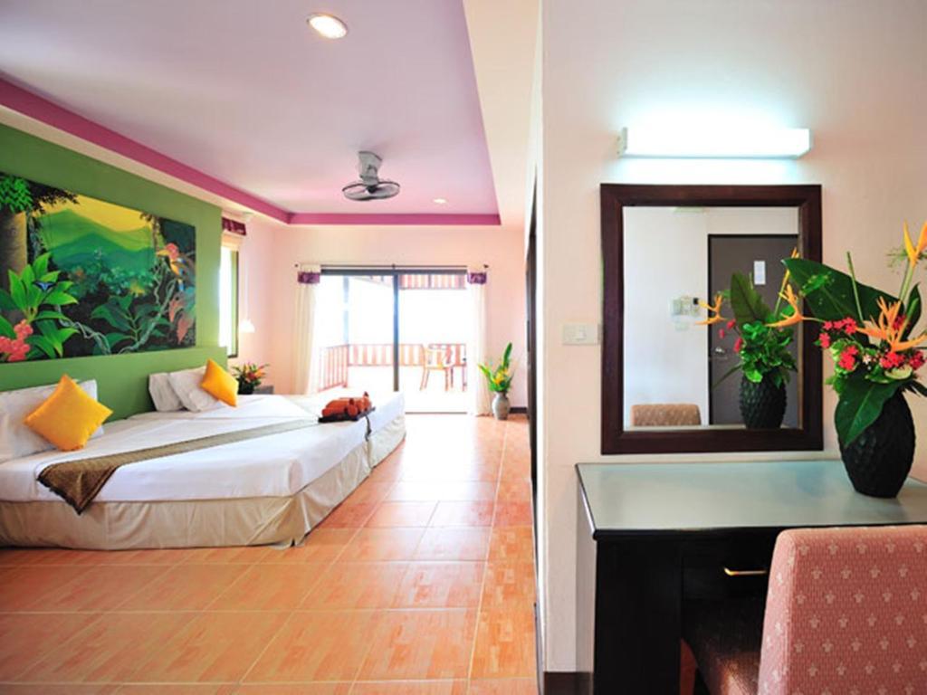 Koh Ngai Cliff Beach Resort Rom bilde