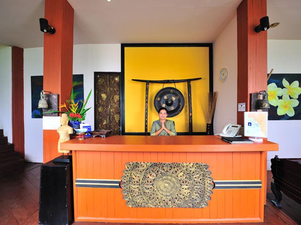 Koh Ngai Cliff Beach Resort Eksteriør bilde